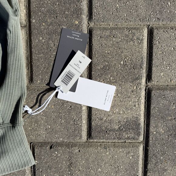 Z Supply Active Leggings Nylon Spandex Moisture Wicking Quick Dry NWT $79 M/L - Picture 4 of 11